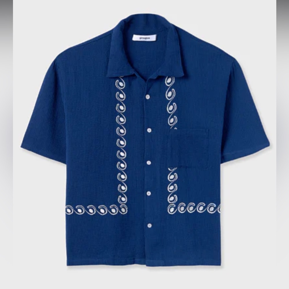 Gimaguas navy shirt